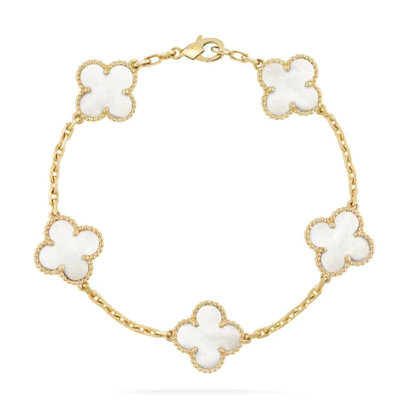 Serene's WHITE CLOVER